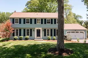 39 Schoolhouse Dr, Medford, NJ 08055 - Photo 1