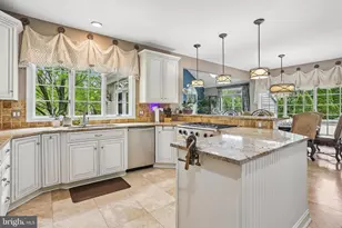 21 Brookwood Rd, Mount Laurel, NJ 08054 - Photo 9