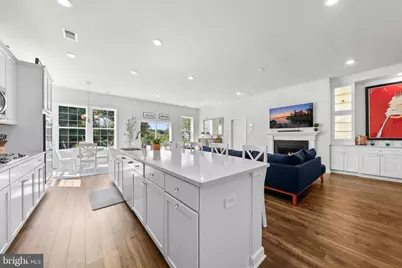 210 Congressional Court, Moorestown, NJ 08057 - Photo 5