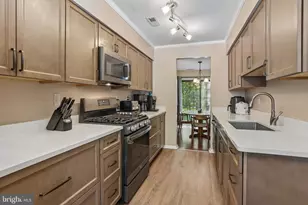 2 Crestwick Ct, Medford, NJ 08055 - Photo 5