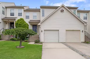 5 Larkspur Ct, Delran, NJ 08075 - Photo 1