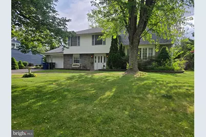 111 Monticello Drive, Cinnaminson, NJ 08077 - Photo 1