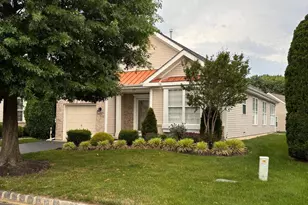 137 Paisley Pl, Hainesport, NJ 08036 - Photo 5