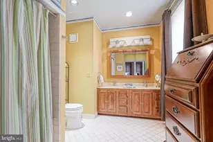339 E Union St, Burlington, NJ 08016 - Photo 27