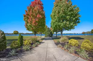 339 E Union St, Burlington, NJ 08016 - Photo 37