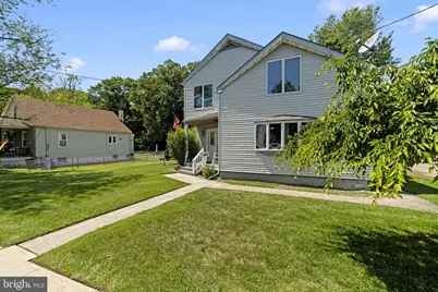1073 Wallace Avenue, Florence, NJ 08554 - Photo 3