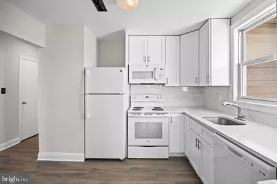 27 Florence Tollgate Place, Burlington, NJ 08016 - Photo 9