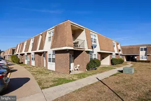 27 Florence Tollgate Pl, Burlington, NJ 08016 - Photo 3