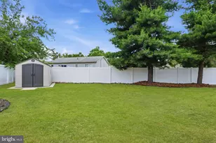 302 Veterans Dr, Palmyra, NJ 08065 - Photo 23