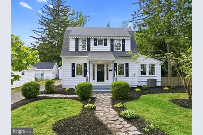 4 2nd Street, Riverton, NJ 08077 - Photo 1