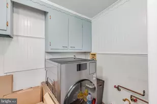 415 Prince St, Bordentown, NJ 08505 - Photo 29