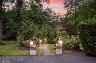 8 Bloomer Dr, Burlington, NJ 08016 - Photo 5