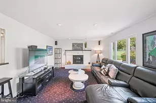 2 Warwick Ct, Mount Laurel, NJ 08054 - Photo 17