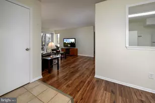 339 Woodlake Dr, Marlton, NJ 08053 - Photo 3