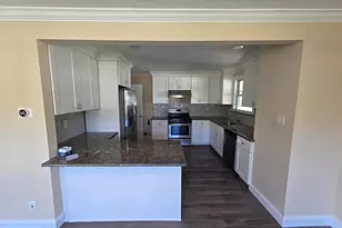 8 Laclede Dr, Burlington Township, NJ 08016 - Photo 5