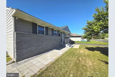 8 Laclede Drive, Burlington Township, NJ 08016 - Photo 3