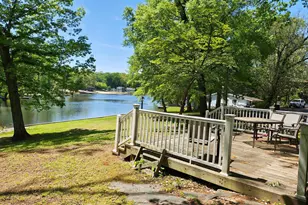11 Sylvan Ave, Burlington, NJ 08016 - Photo 5