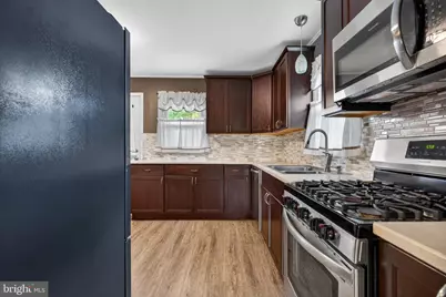 425 West Avenue, Delanco, NJ 08075 - Photo 7