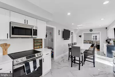18 Harrington Circle, Willingboro, NJ 08046 - Photo 11