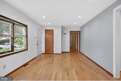 43 Abington Avenue, Marlton, NJ 08053 - Photo 5