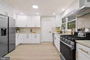 308 Kenwood Dr, Moorestown, NJ 08057 - Photo 13