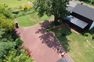 1037 S Church St, Mount Laurel, NJ 08054 - Photo 5