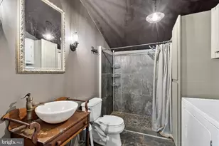 1037 S Church St, Mount Laurel, NJ 08054 - Photo 21