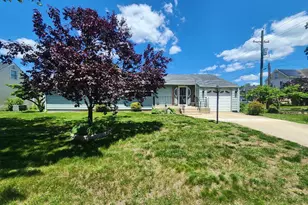 45 E 5th Street E, Florence, NJ 08518 - Photo 1
