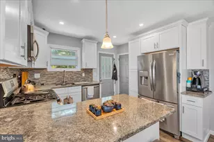 315 N Forklanding Rd, Maple Shade, NJ 08052 - Photo 11