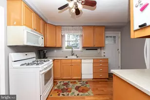 108 W Henry St, Palmyra, NJ 08065 - Photo 11