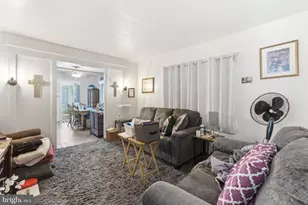 918 Columbus Rd, Burlington, NJ 08016 - Photo 3