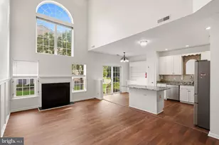 7802 Normandy Dr, Mount Laurel, NJ 08054 - Photo 3