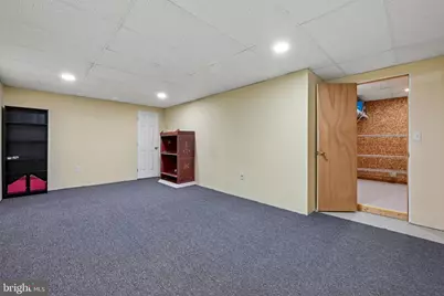 7802 Normandy Drive, Mount Laurel, NJ 08054 - Photo 13
