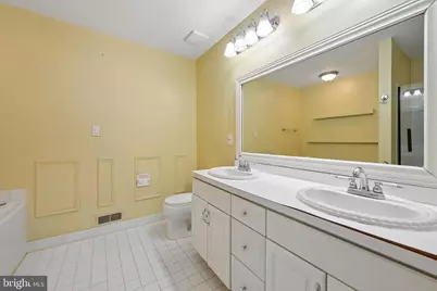 7802 Normandy Drive, Mount Laurel, NJ 08054 - Photo 15