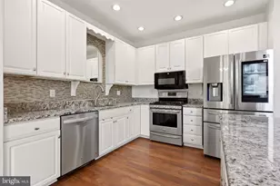 7802 Normandy Dr, Mount Laurel, NJ 08054 - Photo 5