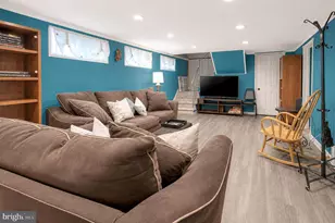 410 Larchmont Dr, Delanco, NJ 08075 - Photo 31