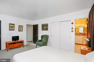 204 Mildred Ct, Mount Laurel, NJ 08054 - Photo 17