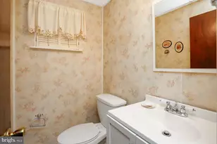 204 Mildred Ct, Mount Laurel, NJ 08054 - Photo 27