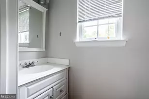 13 Mulberry Ln, Mount Holly, NJ 08060 - Photo 13