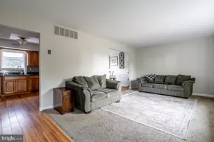 13 Mulberry Ln, Mount Holly, NJ 08060 - Photo 3