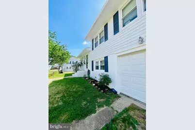 218 Hendrickson Avenue, Edgewater Park, NJ 08010 - Photo 5