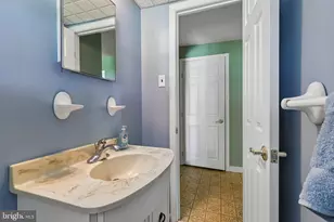 102 Cambridge Dr, Cinnaminson, NJ 08077 - Photo 15
