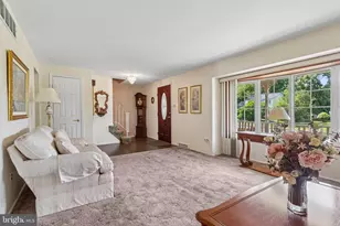 102 Cambridge Dr, Cinnaminson, NJ 08077 - Photo 5