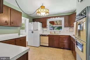 102 Cambridge Dr, Cinnaminson, NJ 08077 - Photo 11