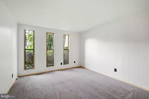 25 S Church Rd, Maple Shade, NJ 08052 - Photo 21
