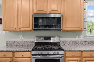 12 Whitford Dr, Burlington, NJ 08016 - Photo 13