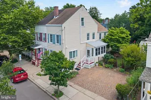 32 Mary St, Bordentown, NJ 08505 - Photo 3