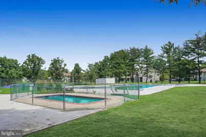 27 W Azalea Lane, Mount Laurel, NJ 08054 - Photo 15