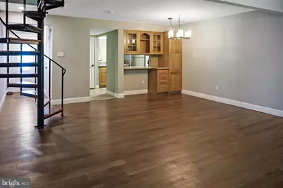 27 W Azalea Lane, Mount Laurel, NJ 08054 - Photo 5