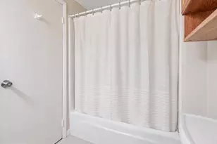 1475 Mount Holly Rd, Edgewater Park, NJ 08010 - Photo 15